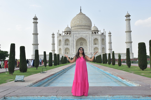 Von Delhi aus: Taj Mahal Sunrise Tour mit Elephant SOS