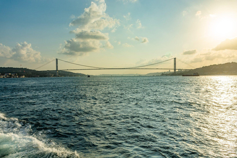 Istanbul: Asian Side Tour with Camlica Mosque & Lunch