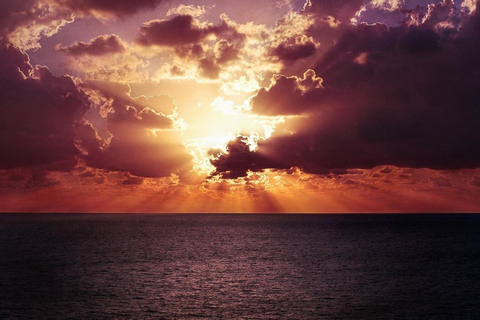 Panama City: Sunset Tour with Dolphin Watching Panama City: Sunset Speedboat Tour with Dolphin Watching