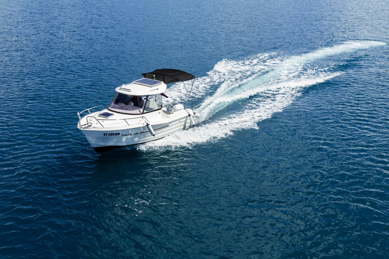 Split: Private Speedboat Charter 3 Islands Half-Day Boat Tour with Blue Lagoon