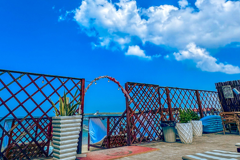 Discover Barú Island and its crystal-clear waters on a serene beach with a pool Discover Barú Island and its crystal-clear waters on a quiet beach with a pool