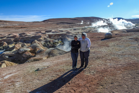 La Paz: 4-Day Uyuni Salt Flats to San Pedro de Atacama ENGLISH-SPEAKING GUIDE