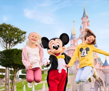 Disneyland Paris Ticket with Transfer