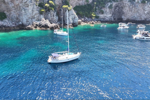 Dubrovnik: Private Sailing Boat Tour to Elaphiti & Blue Cave