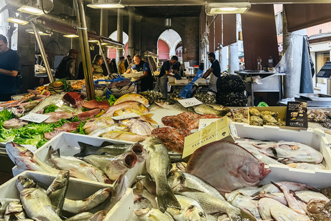 Venedig: Street Food Tour med en lokal guide och provsmakningarGemensam rundtur på engelska