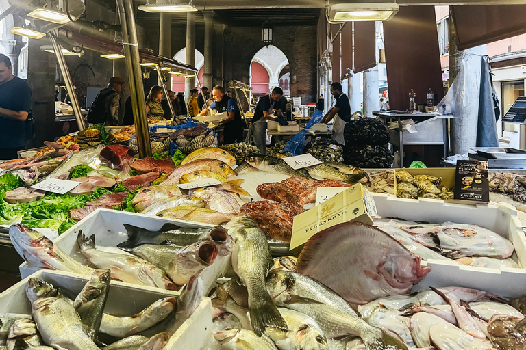 Venedig: Street Food Tour med en lokal guide och provsmakningarGemensam rundtur på engelska