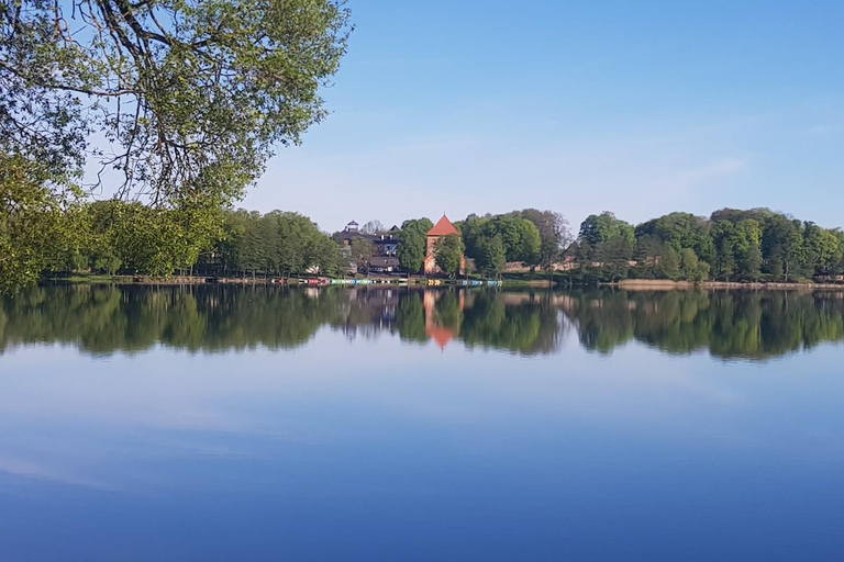 Vilnius : visite d&#039;une demi-journée de Trakai et du manoir d&#039;Uzutrakis en minibus