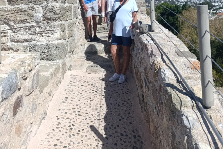Walking tour of Halicarnasos & Bodrum St Peter"s castle