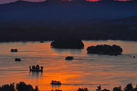 Enjoy Hangzhou Like Lords: West Lake’s Boat, Tea, Painting