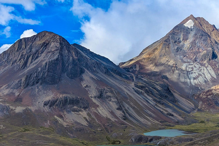 Wanderung Charquini und Lagunen von Huayna Potosí (Westseite)Wandern in Charquini und Lagunen von Huayna Potosí (Westseite)
