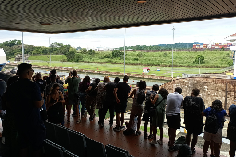 巴拿马城团体游运河、堤道、老城区等巴拿马城团体游 运河、堤坝、老城等