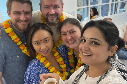 Mumbai: lezione di cucina indiana a casa di una famiglia del postoMumbai: lezione di cucina indiana a casa di una famiglia