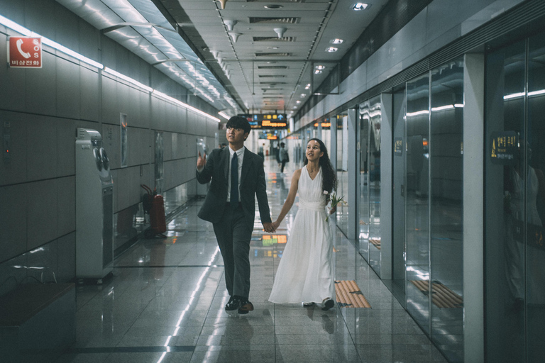 Seoul: K-Drama Style Couple Photoshoot