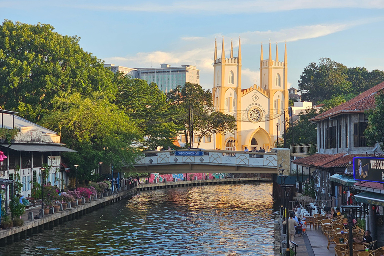 Melaka Meals Food Tour with 15+ Tastings