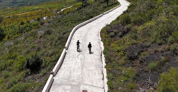 Vesuvio Bike Tour: Gipfelfahrt und Ticket für den Eintritt