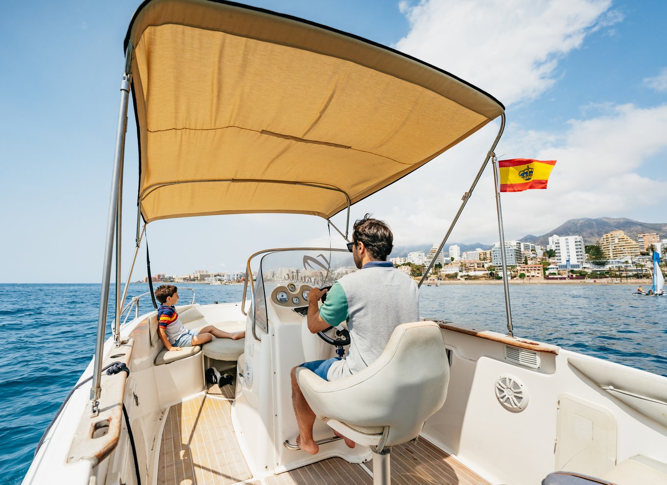 Malaga: Bådudlejning uden tilladelse til delfinsafari