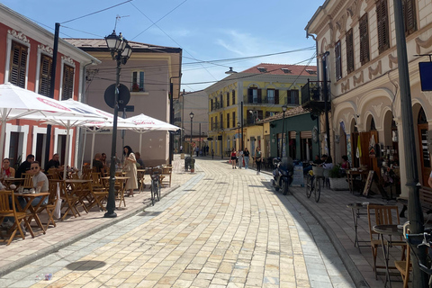 Desde Tirana/Durres: Korca, Voskopoja, Pogradec,Lin Excursión de un día