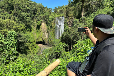 Manila: Private geführte Wanderung zu den Hulugan-Wasserfällen mit Abholung vom Hotel