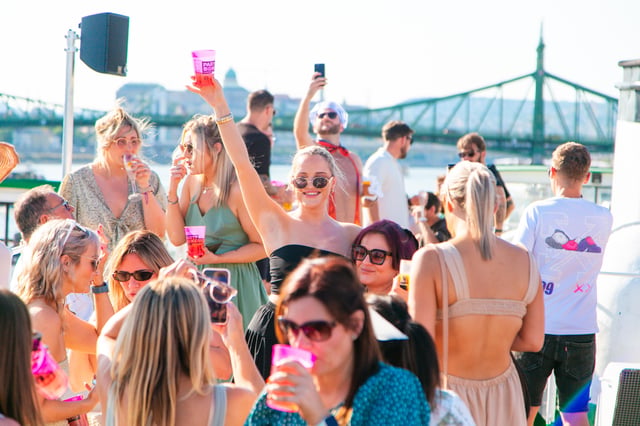 Budapesta: Croazieră pe râu cu cocktailuri nelimitate