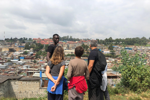 Nairobi: Kibera Slum (A cidade do chocolate) Tour guiado a pé