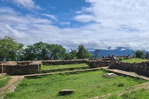 Oaxaca: Odkryj Monte Albán i targi w OaxacaOaxaca: Odkryj Monte Albán i smaki targowisk