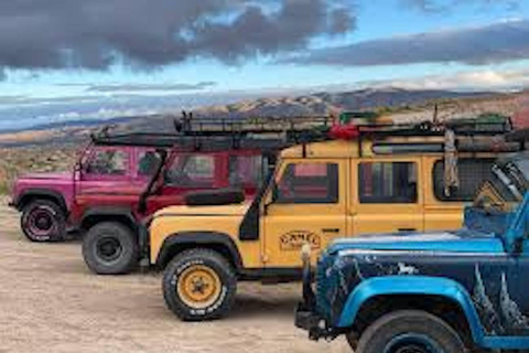 Capadocia: Excursión en Jeep Safari con Opción al Amanecer o al Atardecer