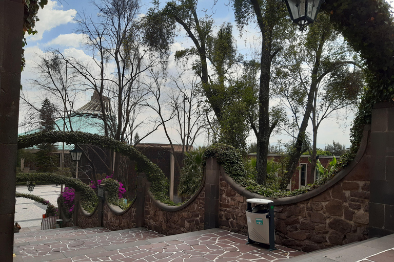 Dia inteiro em Teotihuacan: voo de balão + passeio pelas pirâmides e cervejaria artesanalDia inteiro em Teotihuacan: voo de balão + passeio pelas pirâmides e cervejaria