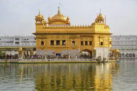 From Delhi: 3-Day Amritsar Tour with Private Car & Hotel