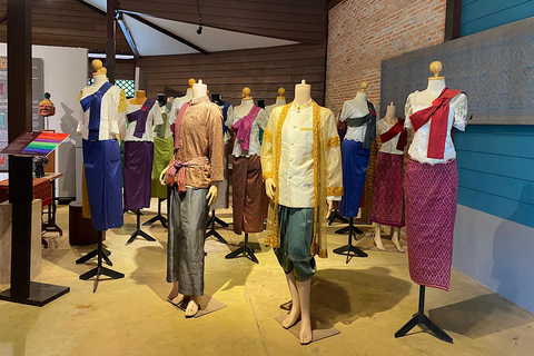 Siem Reap: Silk Farm, Killing Fields & War Museum by Tuk-Tuk Private Tour with Tuk-Tuk Driver