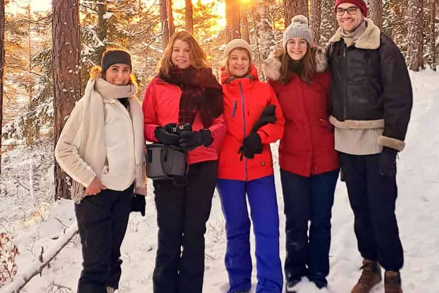 Oslo: Winterwunderland – Wanderung und Lagerfeuer mit Hund. Foto: GetYourGuide