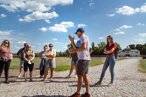 Z Berlina: piesza wycieczka po pamięci Sachsenhausen w małej grupieWycieczka grupowa w języku angielskim