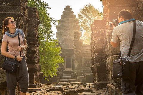 Siem Reap: Private Temple Tour full day by car or Minivan Private Car (3 Passenger seat Toyota Priuse, Lexus, Camary )