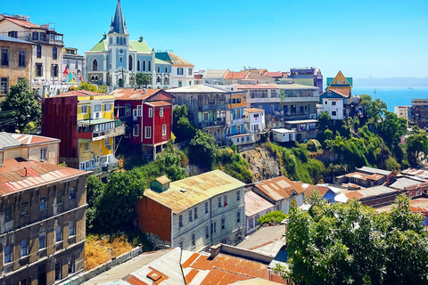 Santiago: Valparaíso & Viña del Mar Guided Day Trip Santiago: Valparaíso Walking Tour + Viña del Mar