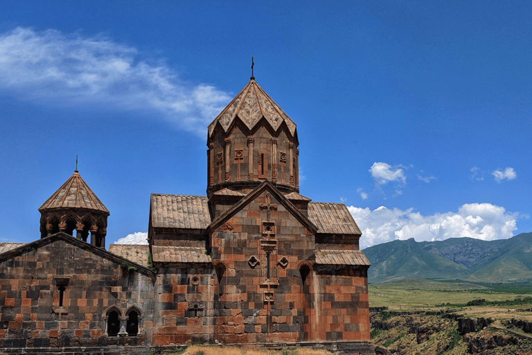 Hovhannavank e Saghmosavank, monumento do alfabeto, AmberdTour particular sem guia de turismo