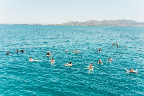 Athene: boottocht naar Agistri, Aegina met zwemstop in MoniAthene: zeiltocht langs eilanden, met trefpunt