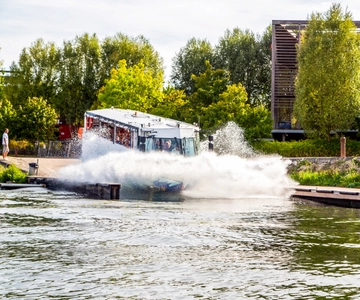 Paris: City and River Seine Tour on an Amphibious Bus