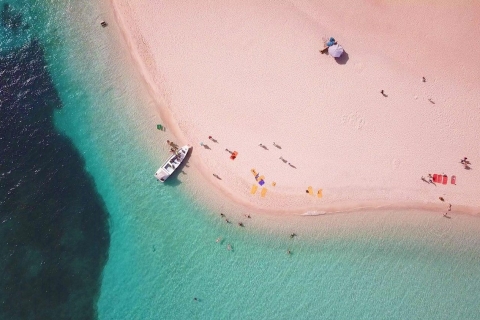 Makadi Baai: Orange Island Trip met Snorkelen & ParasailingSinaasappel, Parasailing, Boottocht, Lunch, Drankjes & Transfers