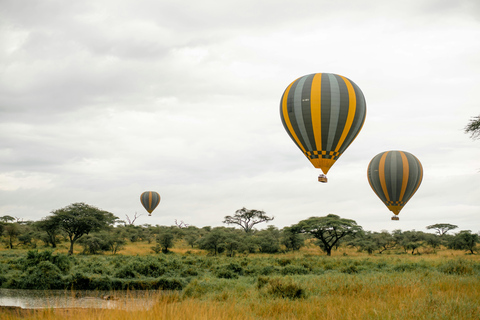 Arusha: 3-Day Serengeti & Ngorongoro Wondaful Safari 3-Day Serengeti & Ngorongoro with Balloon Experience
