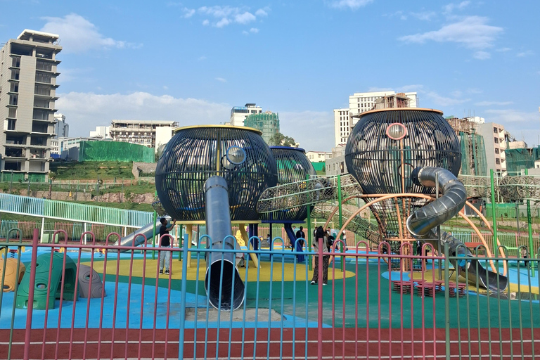 Addis Ababa: Kebena Riverfront Guided Walking Tour
