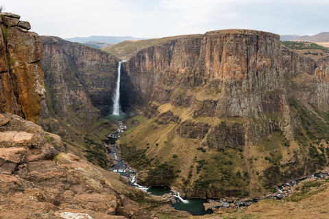 Lesotho: 3-Day Private Tour with Sani Pass & Maletsunyana