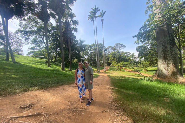 Entebbe: Full Day Tour – Nature, Wildlife & Boat Cruise