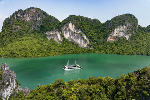 De Ninh Binh: 2 dias na Baía de Lan Ha, pernoite na Ilha de Cat Ba