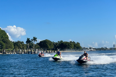 North Bay Village Miami: Aventura en moto acuática con paseo en barco