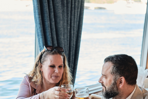 Estocolmo: crucero con gambas y tacos ilimitados y banda de versiones.Estocolmo: Crucero con camarones y tacos ilimitados y banda de covers