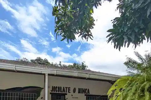 FÉRIAS NA CASA DE CHOCOLATE