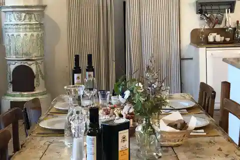 Tuoro sul Trasimeno: Taste our extra virgin olive oil
