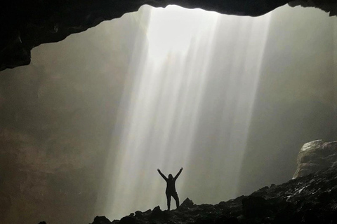 Yogyakarta: Caverna Jomblang, Caverna Pindul e Tubing no Rio Oyo