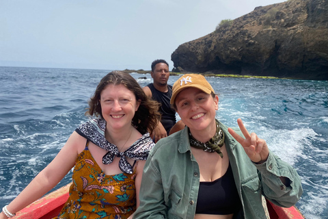 Beach: Boat Trip to Águas Belas Cave with Lunch & BBQ Beach: Boat Trip to Águas Belas Cave with BBQ
