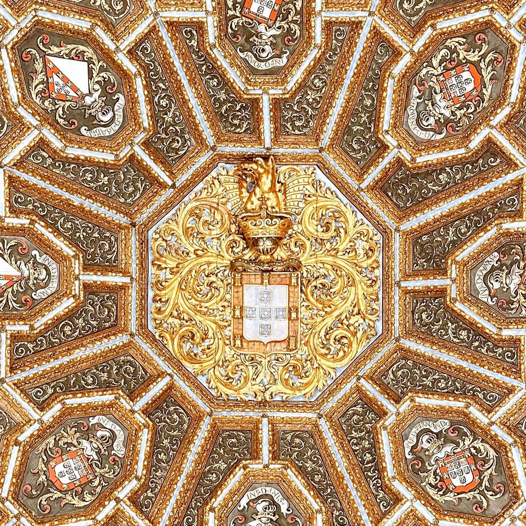 Colagem de mídia