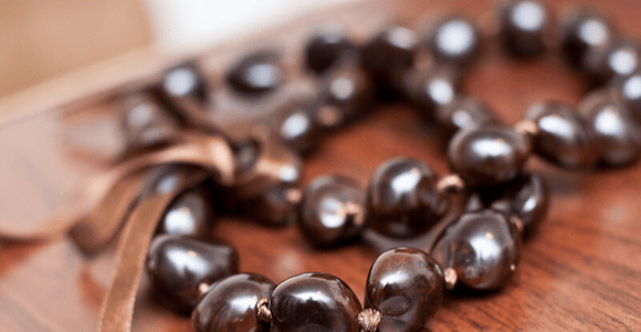 Maui: Kukui Nut Bracelet-Making Craft Class